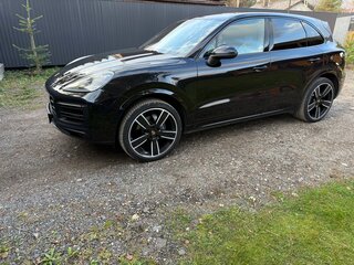 2020 Porsche Cayenne III, чёрный, 6800000 рублей, вид 5