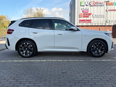 2025 BMW X3 20i xDrive IV (G45/G48), белый, 7050000 рублей, вид 3