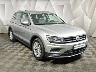 2017 Volkswagen Tiguan II, серебристый, 1719000 рублей, вид 3
