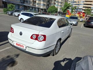 2010 Volkswagen Passat B6, белый, 560000 рублей, вид 3