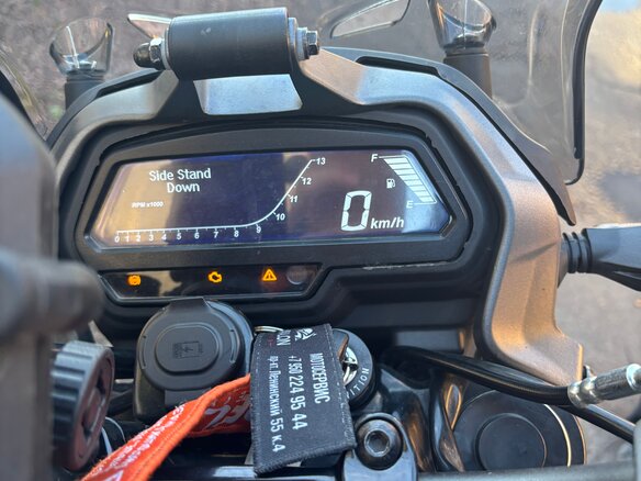 2023 Bajaj Dominar 400, чёрный, 330000 рублей - вид 4