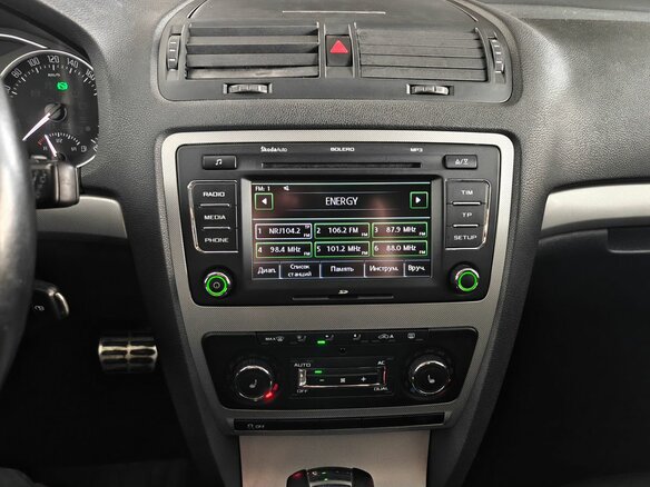 2012 Skoda Octavia II (A5) Рестайлинг, белый - вид 13