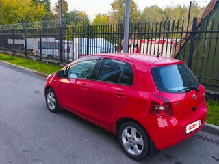 2008 Toyota Yaris Multimode II, красный, 555000 рублей, вид 2