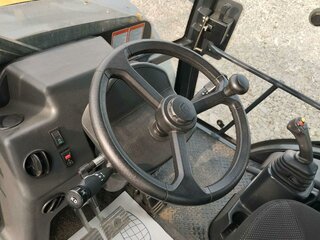 2024 LiuGong CLG 777A-S, жёлтый, 6890000 рублей, вид 5