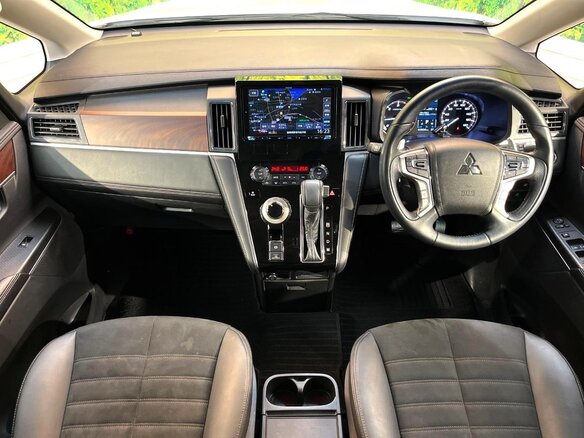 2022 Mitsubishi Delica D:5 I Рестайлинг, белый, 2889203 рублей - вид 13