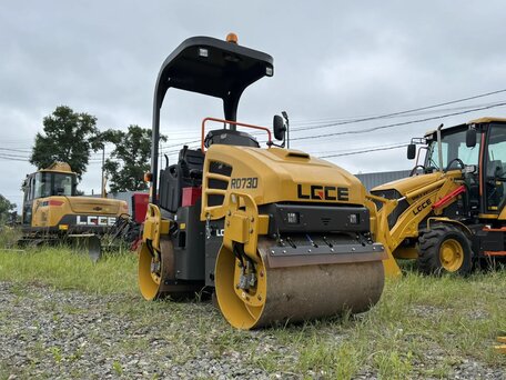 2026 LGCE RD730, жёлтый, 3900000 рублей, вид 2