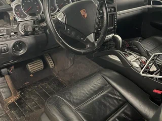 2004 Porsche Cayenne Turbo I (955), чёрный, 1150000 рублей, вид 5