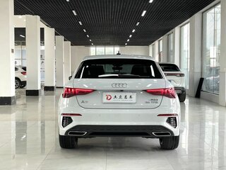 2022 Audi A3 Sportback 35 TFSI IV (8Y), белый, 2550000 рублей, вид 5