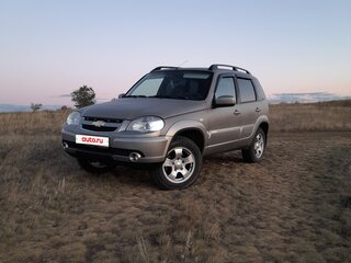 2012 Chevrolet Niva I Рестайлинг, серый, 450000 рублей, вид 1