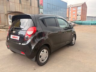 2013 Chevrolet Spark III, чёрный, 560000 рублей, вид 4