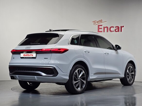 2025 Audi Q5 40 TDI III (GU), белый, 8300678 рублей - вид 2