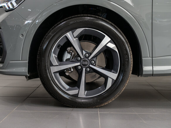 2026 Audi Q3 35 TFSI II (F3), серый - вид 26