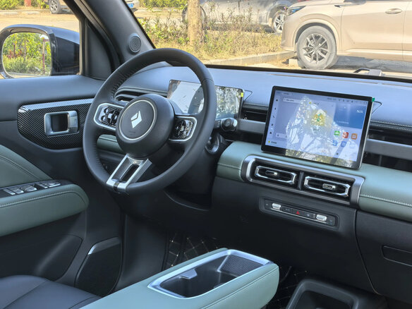 2025 Baojun Yep Plus, чёрный, 1515009 рублей - вид 9