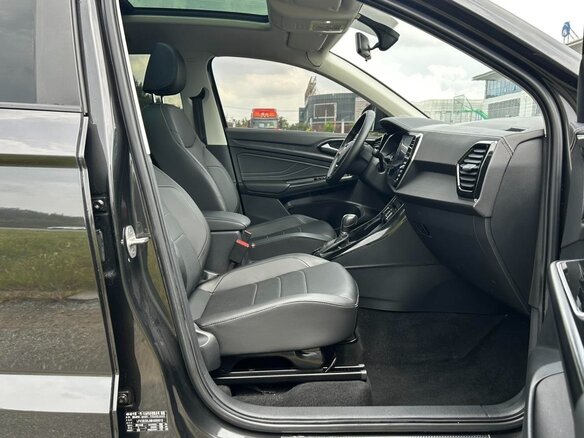 2023 Jetta VS7 I Рестайлинг 1, чёрный, 1570947 рублей - вид 7