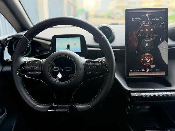 2025 BYD Dolphin 45.12 kWh I Рестайлинг, голубой, 1510000 рублей - вид 9