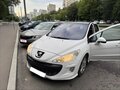 2009 Peugeot 308 I, белый - вид 4
