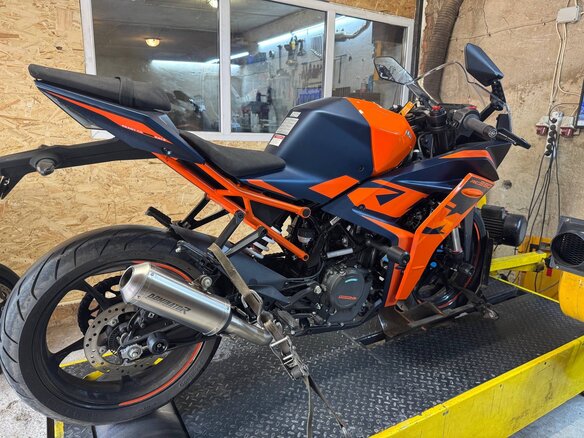 2022 KTM RC 390, оранжевый - вид 5
