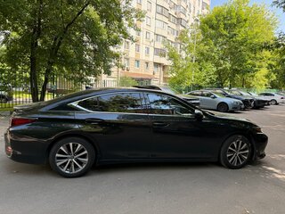 2018 Lexus ES 250 VII, чёрный, 3100000 рублей, вид 3