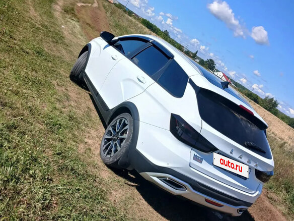 2024 Lada (ВАЗ) Vesta SW I Рестайлинг (NG), белый, 1500000 рублей - вид 3