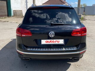 2015 Volkswagen Touareg II Рестайлинг, чёрный, 2700000 рублей, вид 4