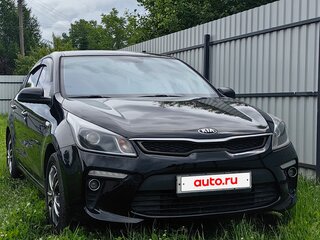 2020 Kia Rio IV, чёрный, 1390000 рублей, вид 2