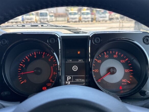 2023 Suzuki Jimny Kei car IV, зелёный - вид 33