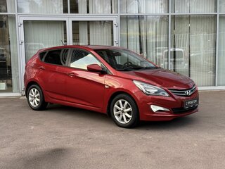 2016 Hyundai Solaris I Рестайлинг, красный, 875000 рублей, вид 3