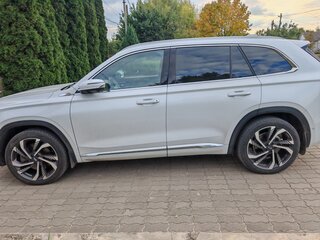 2023 Geely Monjaro (Xingyue L) I, белый, 2985000 рублей, вид 3