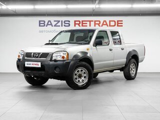 2010 Nissan NP300, серебристый, 1040000 рублей, вид 1