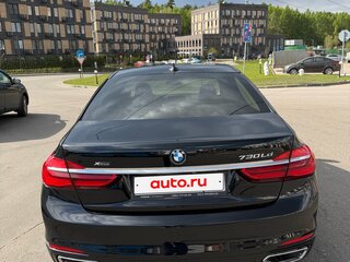 2018 BMW 7 серии Long 730Ld xDrive VI (G11/G12), чёрный, 3000000 рублей, вид 3