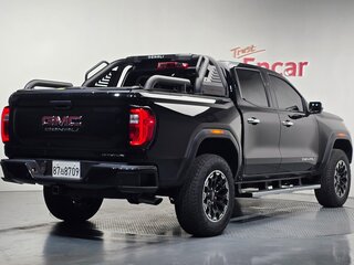 2026 GMC Canyon AT4X III, чёрный, 7950000 рублей, вид 2