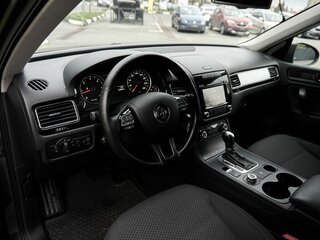2012 Volkswagen Touareg II, серый, 1815000 рублей, вид 5