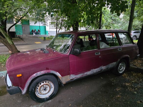 1996 Lada (ВАЗ) 2104 4-speed, пурпурный - вид 3