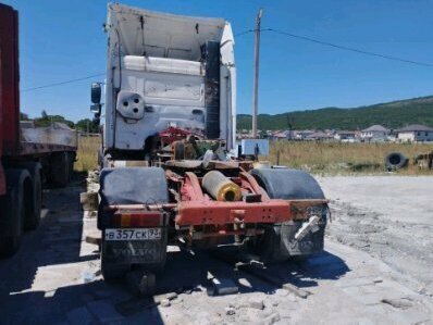 1988 Volvo F-Series, белый, 200000 рублей, вид 1