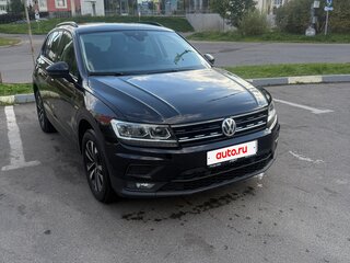 2019 Volkswagen Tiguan II, чёрный, 2480000 рублей, вид 5