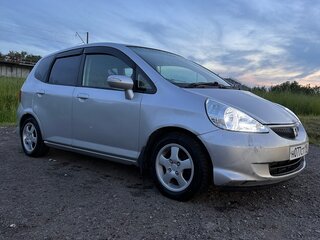 2005 Honda Fit I, серебристый, 490000 рублей, вид 3