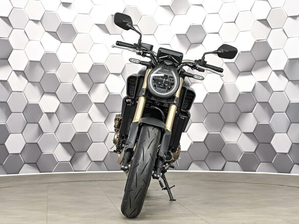 2026 Honda CB 650R, чёрный, 1277000 рублей - вид 4