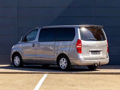 2014 Hyundai H-1 II, серый, 1495000 рублей, вид 4