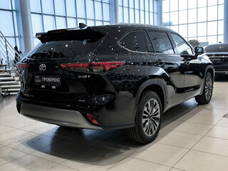 2026 Toyota Highlander IV (XU70), чёрный, 5500000 рублей, вид 5