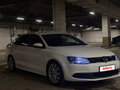 2013 Volkswagen Jetta VI, белый, 730000 рублей - вид 2