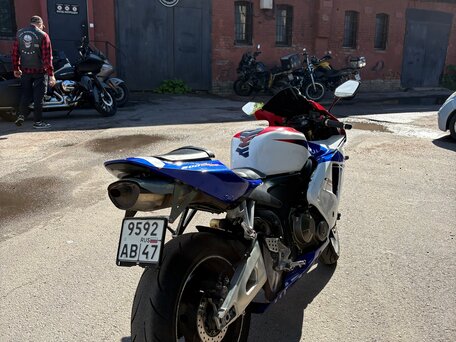 2005 Honda CBR 600RR, белый, 400000 рублей, вид 3