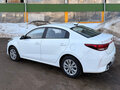 2022 Kia Rio IV Рестайлинг, белый, 1000000 рублей - вид 5
