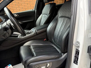 2020 BMW X6 30d III (G06), белый, 7200000 рублей, вид 4