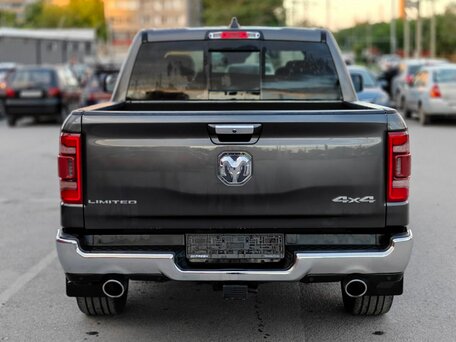 2022 Ram 1500 Crew Cab V, серый, 7600000 рублей, вид 5