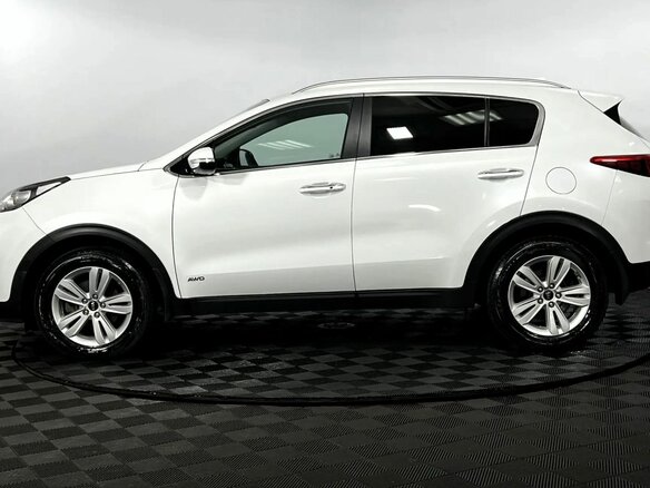 2018 Kia Sportage IV, белый, 2000000 рублей - вид 8