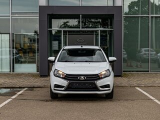 2018 Lada (ВАЗ) Vesta I, белый, 895000 рублей, вид 2
