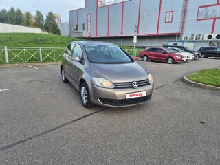 2010 Volkswagen Golf Plus II, коричневый, 500000 рублей, вид 1
