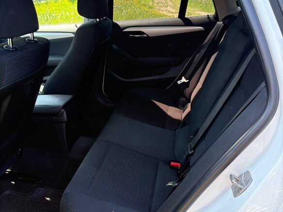 2012 BMW X1 20i I (E84), белый, 1280000 рублей - вид 8