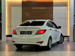 2016 Hyundai Solaris I Рестайлинг, белый, 799999 рублей, вид 4