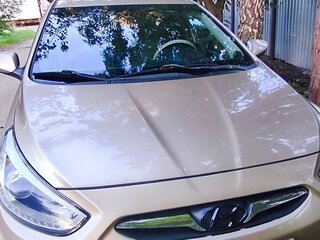 2013 Hyundai Solaris I, бежевый, 740000 рублей, вид 1